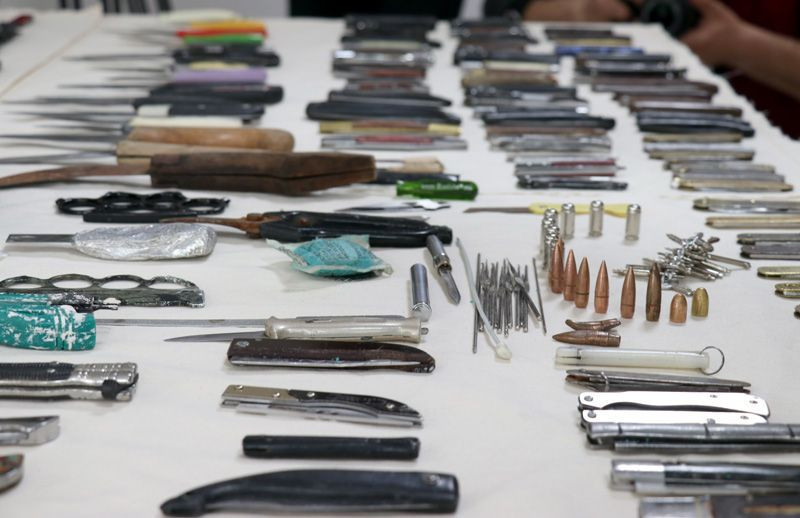 Adliye girişinde bin 383 kesici ve delici alet ele geçirildi - Resim: 3