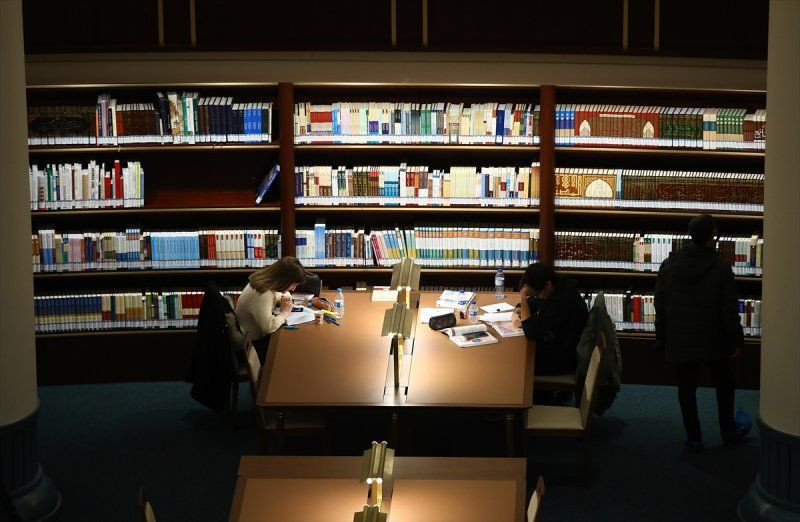 Millet Kütüphanesi'ne ziyaretçi akını! İçerden ilk fotoğraflar hayran bıraktı - Resim: 4