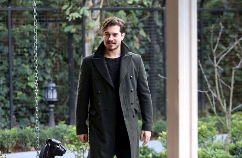 Çağatay Ulusoy İçerde'den ayrılıyor mu hayranlarını üzdü - Resim: 1
