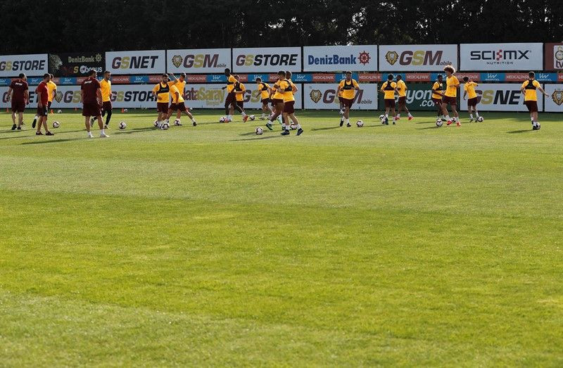 Galatasaray antrenmanlara start verdi - Resim: 4