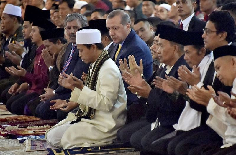 Erdoğan'ın namazlarda yaptığı işaretin sırrı - Resim: 3