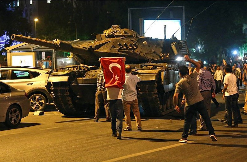 15 Temmuz gazileri bir yıl sonra yaralandıkları yerde - Resim: 1