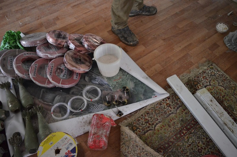 Yüksekova'da evden çıkan 55 çaydanlığa bak  - Resim: 3