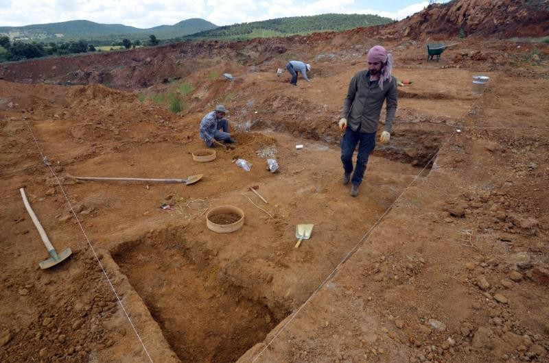 Uşak'ta 2 bin yıllık insan izleri - Resim: 2