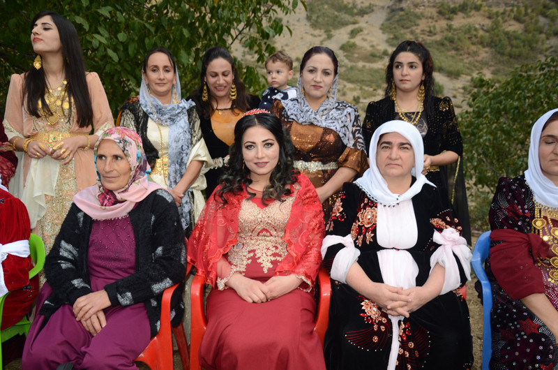 Operasyondaki asker ayran getiren aşiret kızına aşık olunca... - Resim: 1