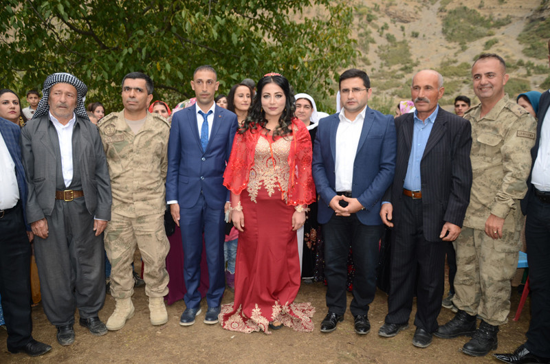 Operasyondaki asker ayran getiren aşiret kızına aşık olunca... - Resim: 2