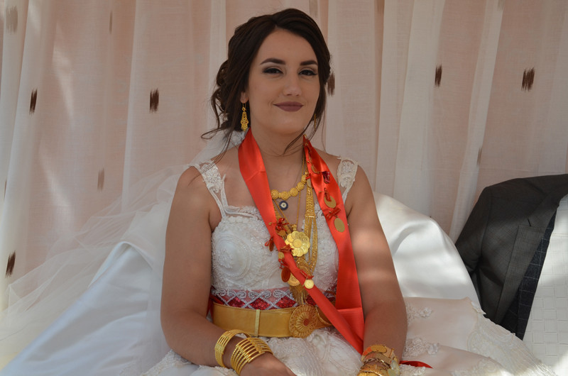 Yüksekova'ya Fransız gelin! Fransızlar düğünde coştu - Resim: 4