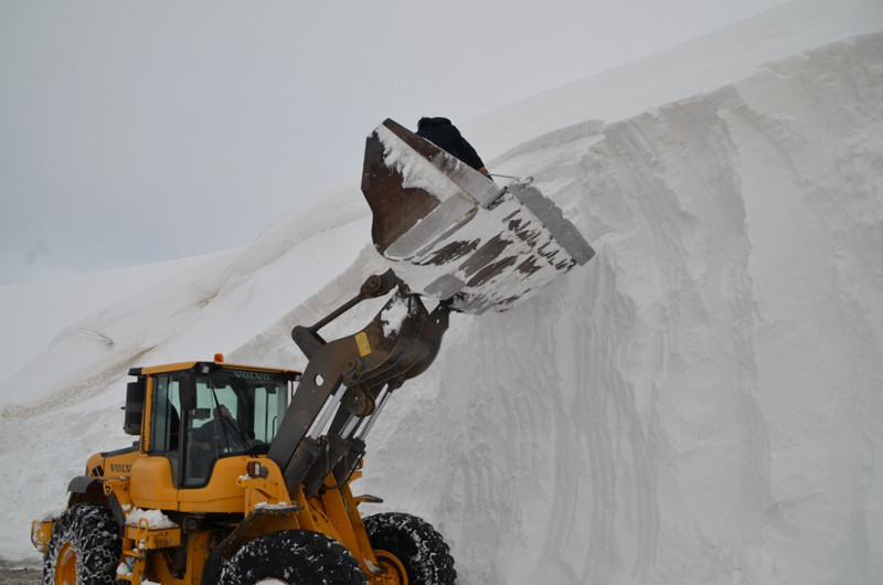 Muş'ta kar kalınlığı 10 metreye ulaştı - Resim: 3