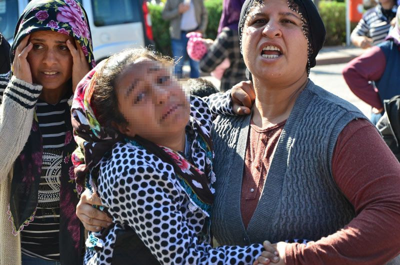 Küçük Erol'un cenazesinde ortaya çıktı Beni borcu karşılığında verdi - Resim: 4