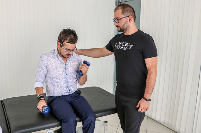 752 gün sonra komadan çıktı doktorlar ayağa kalkamaz dedi bakın şimdi ne halde? - Resim: 3