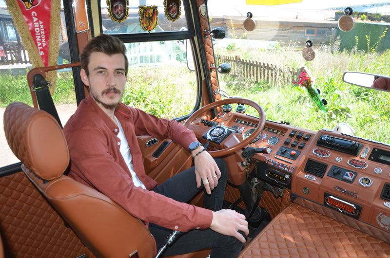 27 bin liraya satın aldığı araca 300 bin lira harcadı! Gören kornaya basıyor el sallıyor - Resim: 3