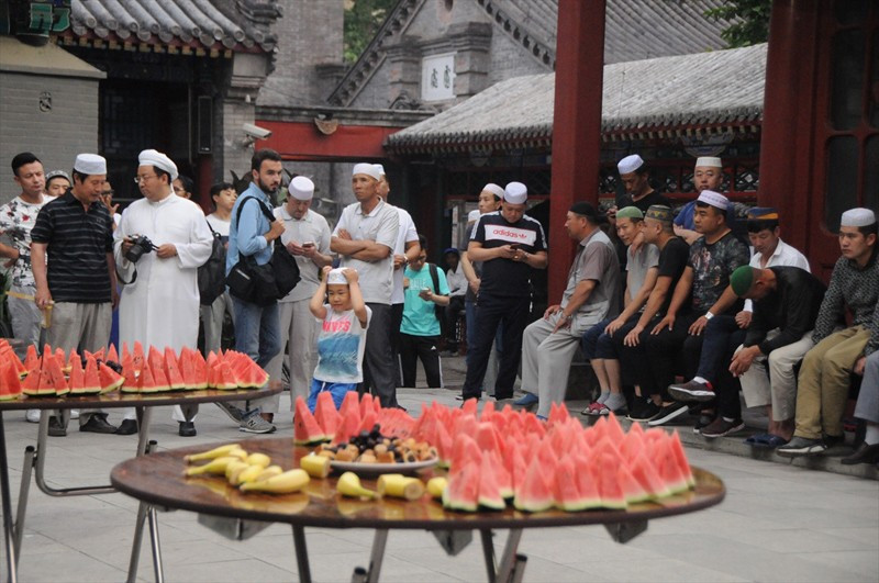 Çin'de ilk iftardan kareler - Resim: 4