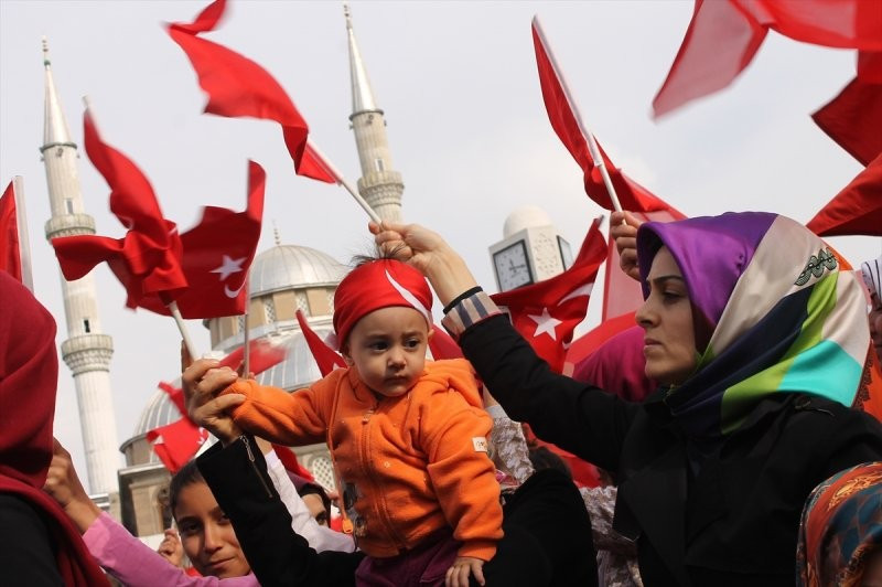 Bingöl'de binlerce kişi sokağa döküldü! - Resim: 1