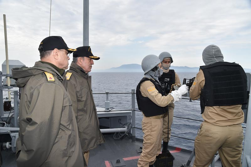 TSK'nın 1 numarası Hulusi Akar geceyi orada geçirdi - Resim: 1