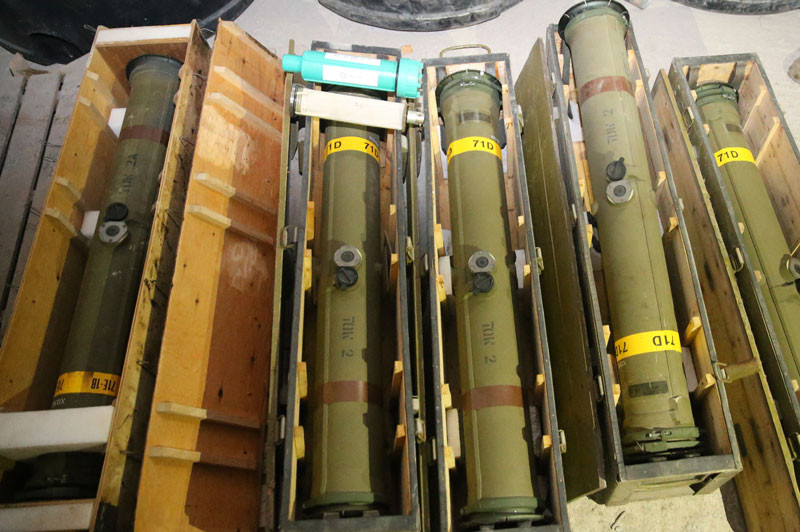 YPG/PKK'nın 12 odalı cephaneliği ortaya çıktı! Hepsini bırakıp kaçtılar... - Resim: 4