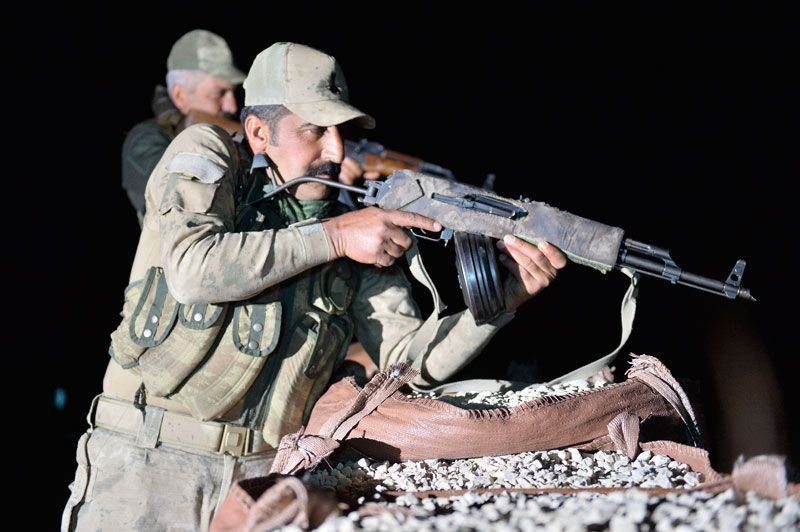 Vatan nöbetinde bin 100 rakımlı tepede ilk sahur - Resim: 1