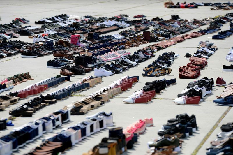 Yenikapı miting alanı ayakkabı kurutma yeri oldu şaşırtan manzara - Resim: 3