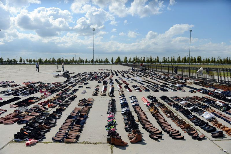 Yenikapı miting alanı ayakkabı kurutma yeri oldu şaşırtan manzara - Resim: 4