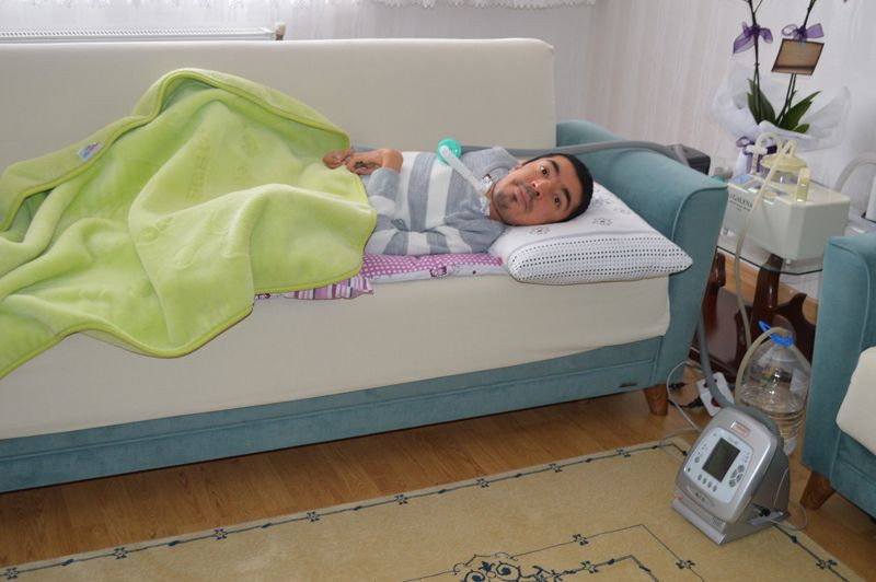 Elazığ'da yüzde 97 engelli Muhammet tek parmağıyla 3 yılda film senaryosu yazdı - Resim: 2