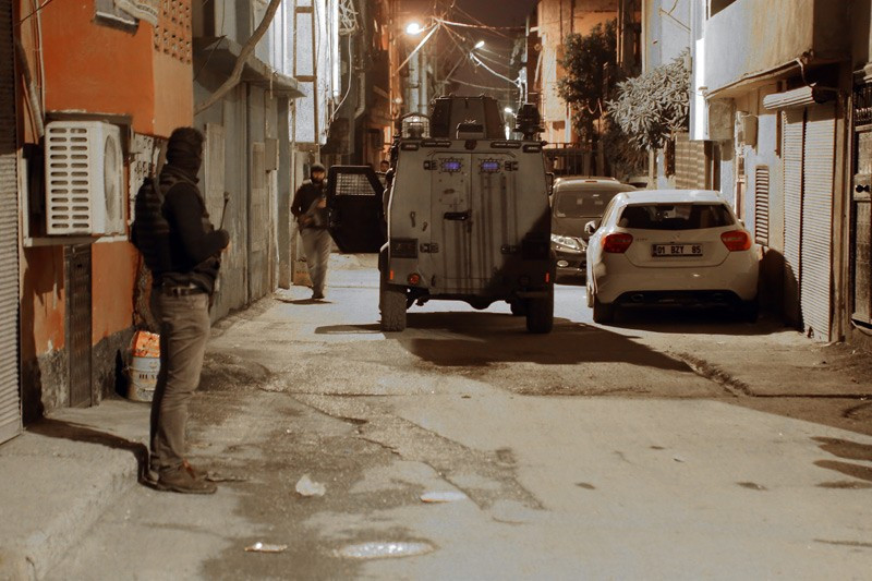 Adana'da sabaha karşı terör operasyonu gözaltılar var - Resim: 3