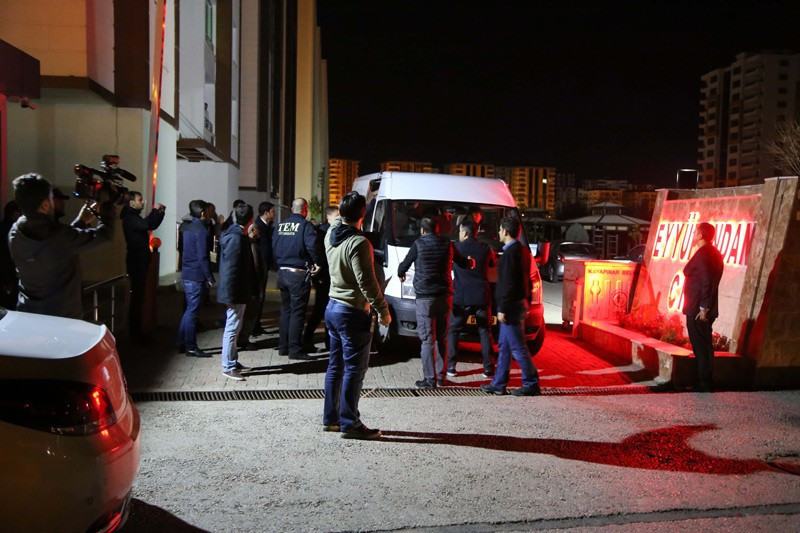 HDP'li vekiller gözaltında kim neyle suçlanıyor? - Resim: 2