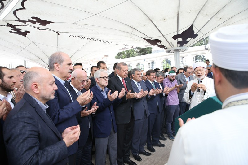 Davutoğlu-Gül-Erdoğan yan yana - Resim: 4