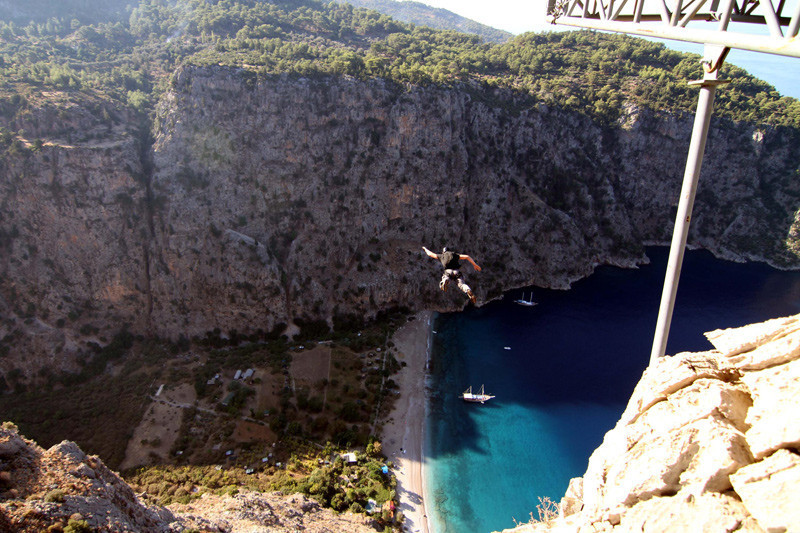 330 metreden Kelebekler Vadisi'ne atladılar - Resim: 1