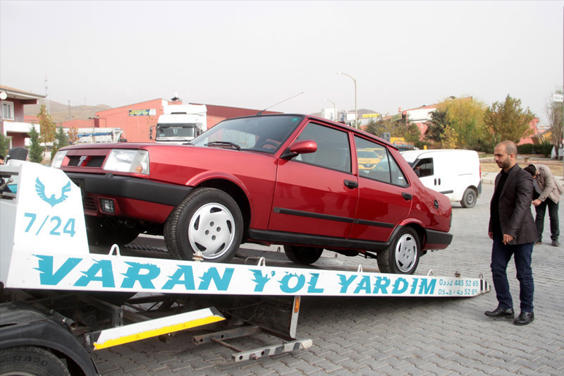 2002 Doğan'ı 50 bin TL'ye sattı! - Resim: 1