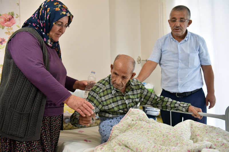 Yol çilesi bitince sevincini Bakan Elvan ile paylaştı - Resim: 1