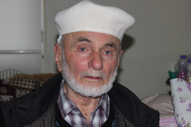 Trabzonlu Fuat dedenin yatalak eşine olan aşkına bakın - Resim: 2