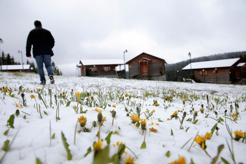 İnanılır gibi değil! Mayıs'ın ortasında kar yağdı - Resim: 2