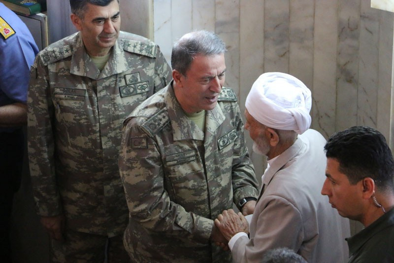 Hulusi Akar Siirt'te kararlılık mesajı verdi - Resim: 4