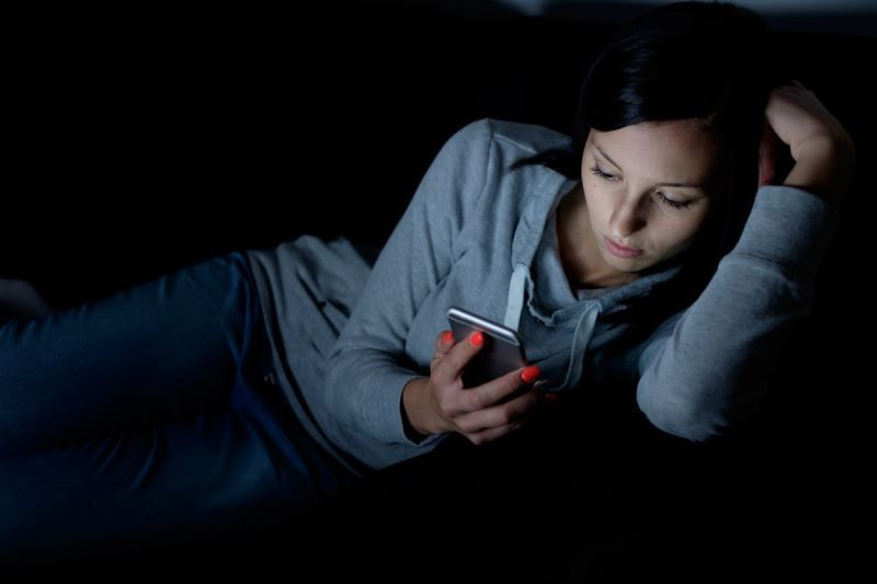 Hoşlandığınız kız neden bir sıcak bir soğuk davranır? - Resim: 3