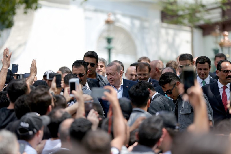 Erdoğan'ı karşısında gören telefonuna sarıldı - Resim: 1