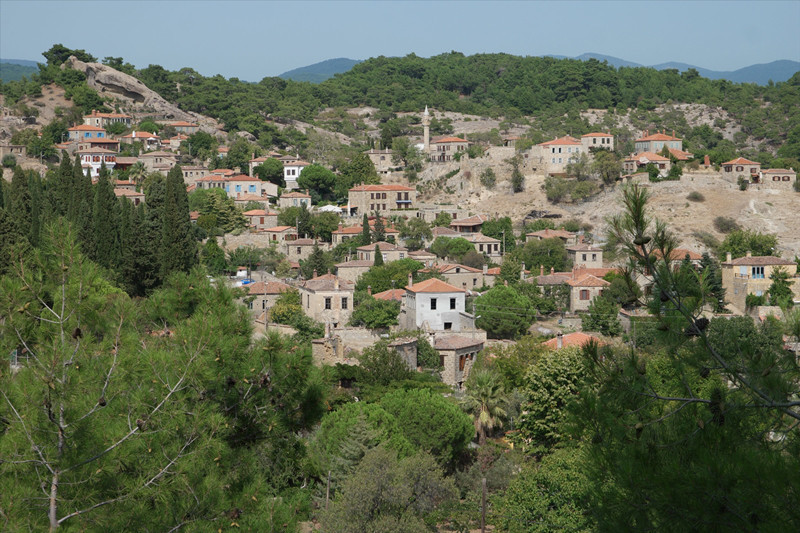Herkes bu köye gidiyor ahırları bile kafe yaptılar! - Resim: 2