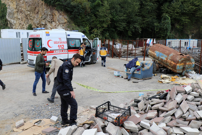 Evini satıp sokakta yaşayan adam koltukta ölü bulundu - Resim: 3