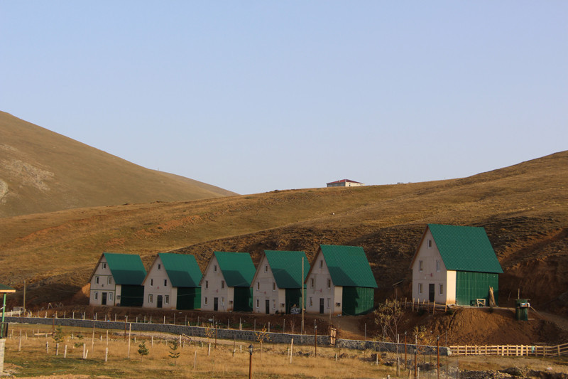 Gümüşhane'deki sıra dışı 6 ev kaçak çıktı - Resim: 1