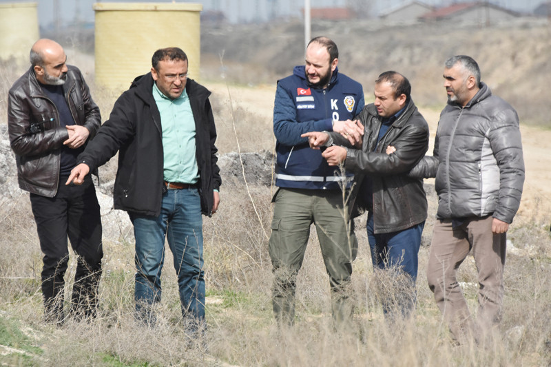 Amcası 'ya borcunu ver ya da eşini' deyince... - Resim: 2