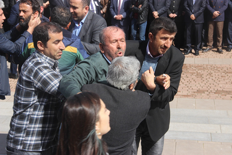 Eskişehir'de akademisyenlere veda gözyaşları sel oldu - Resim: 2