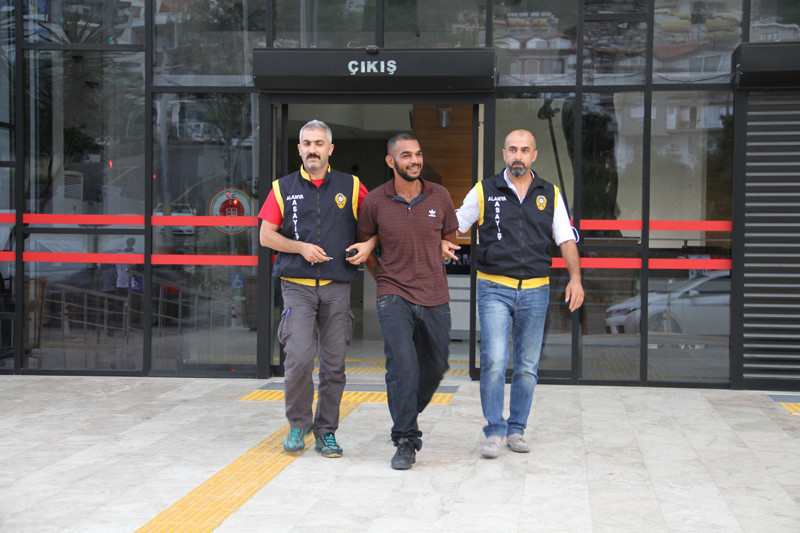 Ünlü hiphop şarkıcısı cinayetten tutuklandı - Resim: 2