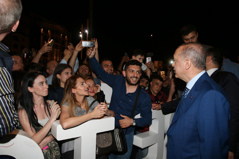 Erdoğan'dan canlı yayın sonrası sürpriz ziyaret - Resim: 1