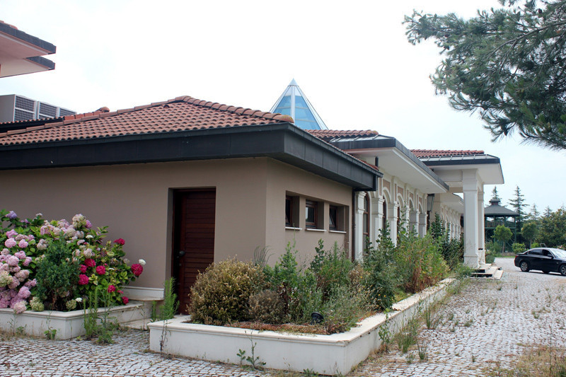 Gülen için yaptırılan malikânede gizli bölme ve altın arandı    - Resim: 2