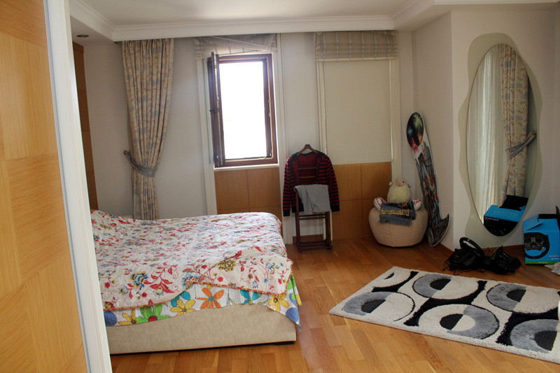 Gülen için yaptırılan malikânede gizli bölme ve altın arandı    - Resim: 3