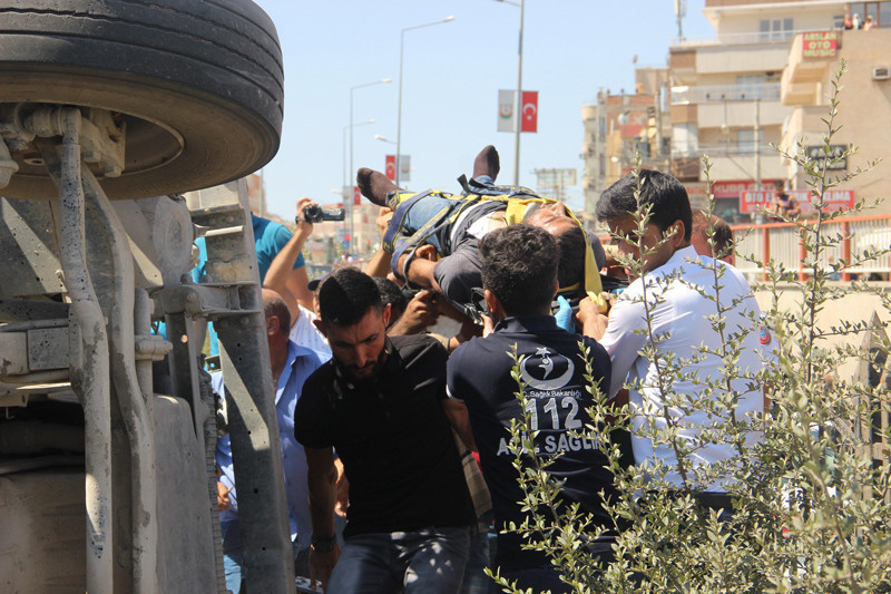 TIR dehşeti! Hepsini önüne katıp bu hale getirdi - Resim: 4