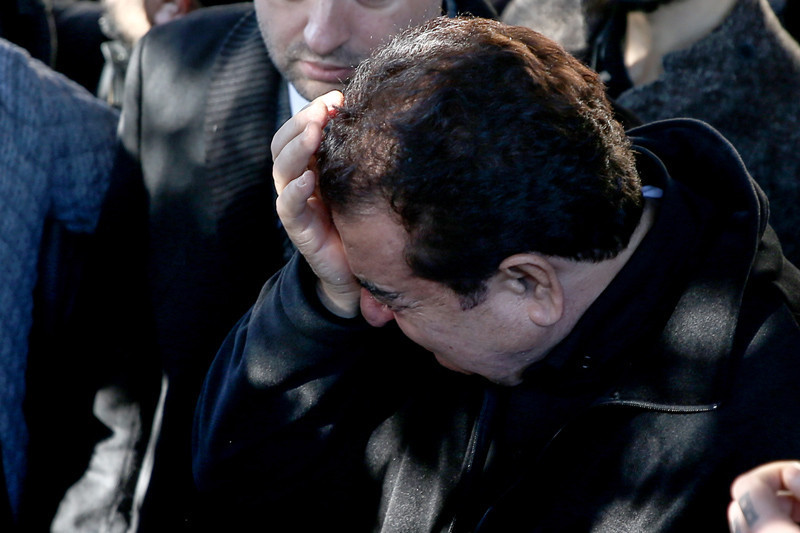 İbrahim Tatlıses annesinin cenaze töreninde yıkıldı! - Resim: 4