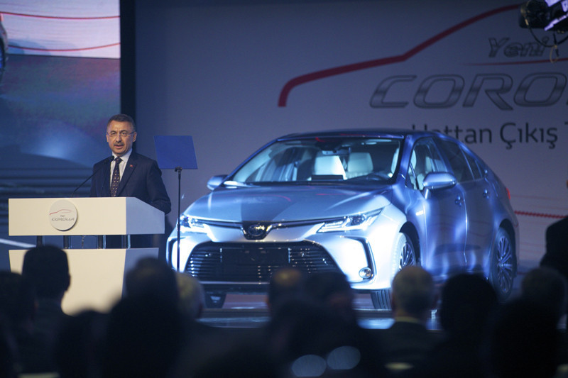 Yeni Toyota Coralla banttan indirildi beğendiniz mi? - Resim: 2