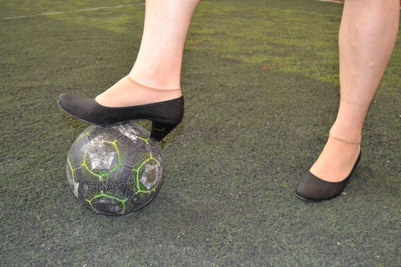 Konya'da erkekler babet ayakkabı giyip çıktı! Bu kez mevzu hayırlı - Resim: 4