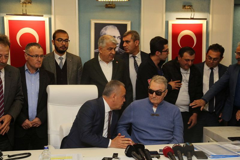 Deniz Baykal ilk kez dışarı çıktı böyle görüntülendi - Resim: 4