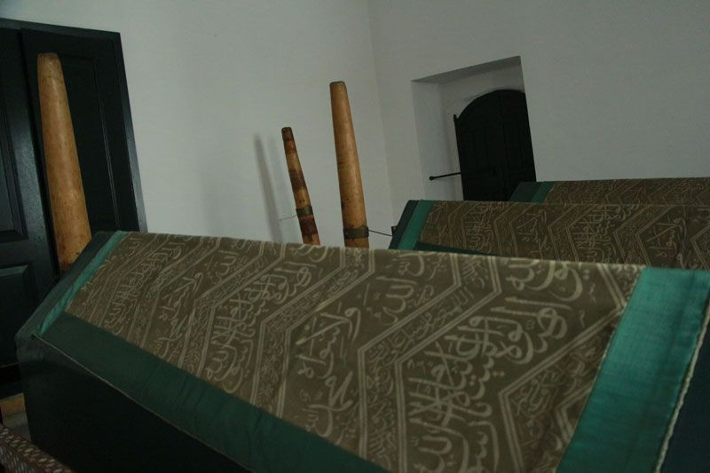 Dolmabahçe Sarayı'nda 200 yıllık bilinmeyen türbe ilk kez görüntülendi - Resim: 4