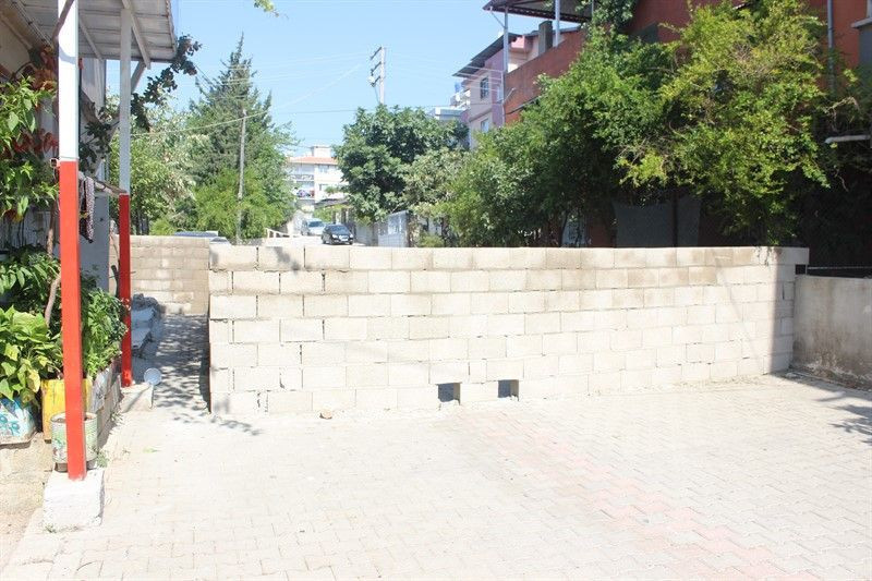Hatay'da sokağa duvar ördü! 'Tapulu malım' dedi - Resim: 3